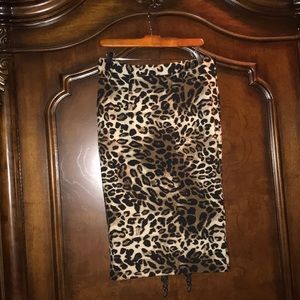Winsdor 🔥sexy🔥 leopard print pencil skirt size L